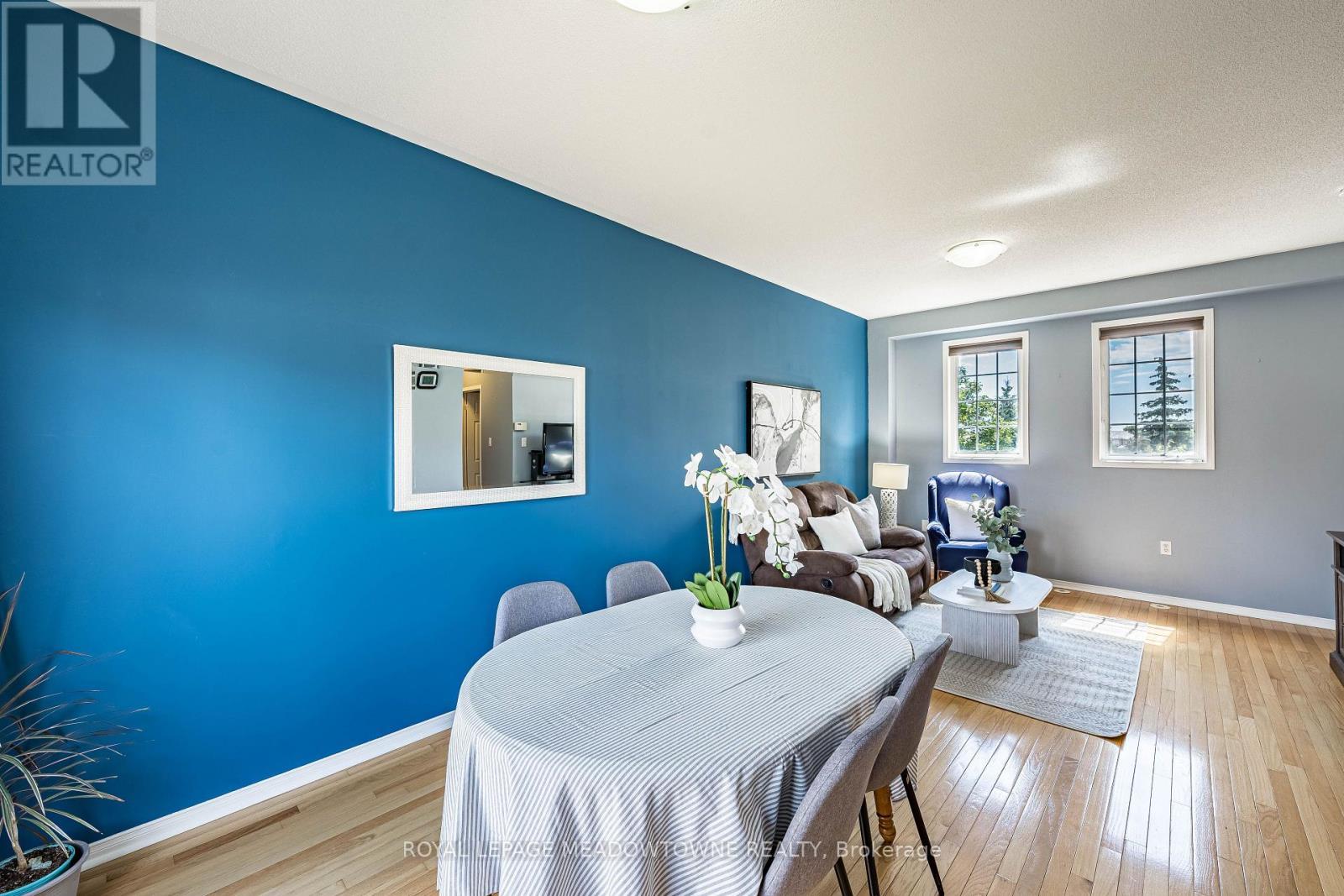 6577 Jazzy Mews, Mississauga, ON - Indoor Photo Showing Other Room