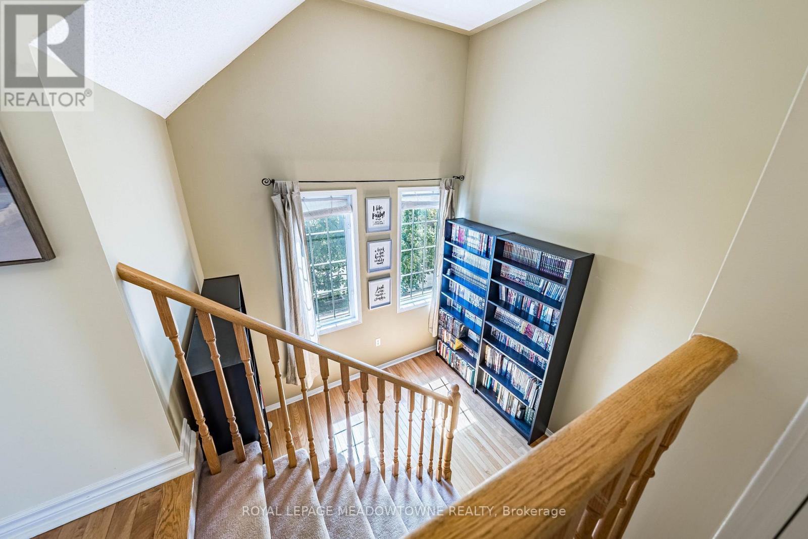 6577 Jazzy Mews, Mississauga, ON - Indoor Photo Showing Other Room