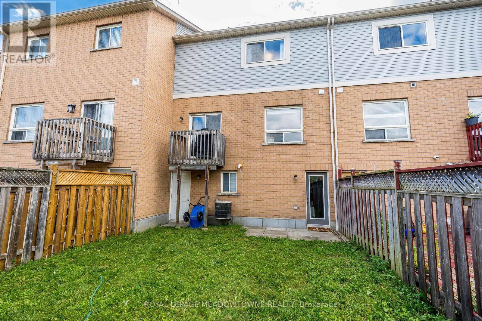 6577 Jazzy Mews, Mississauga, ON - Outdoor With Exterior