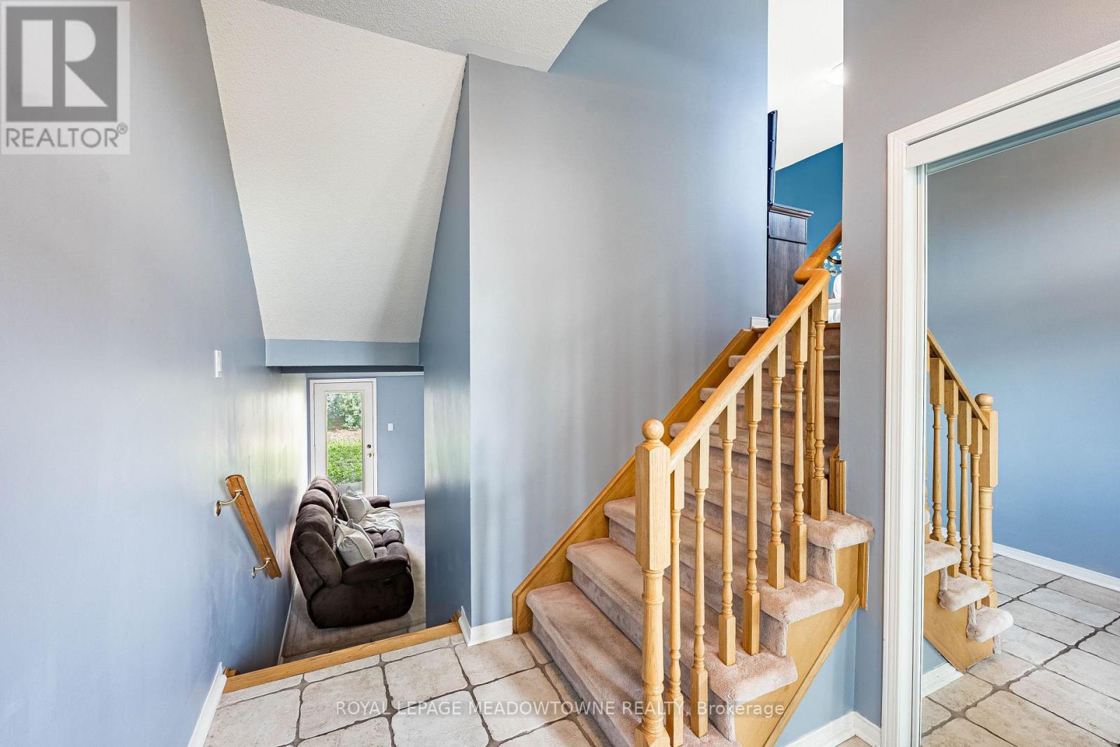 6577 Jazzy Mews, Mississauga, ON - Indoor Photo Showing Other Room
