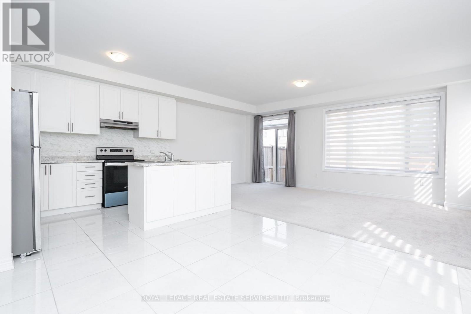 72 - 166 Deerpath Drive, Guelph, ON - Indoor Photo Showing Kitchen
