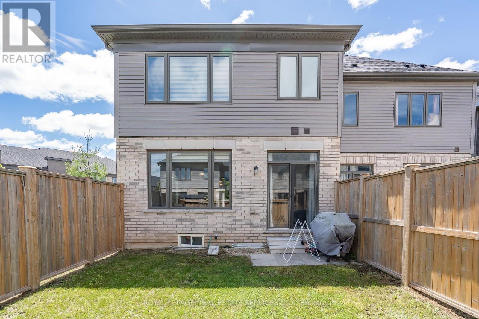 72 - 166 Deerpath Drive, Guelph, ON - Outdoor With Exterior