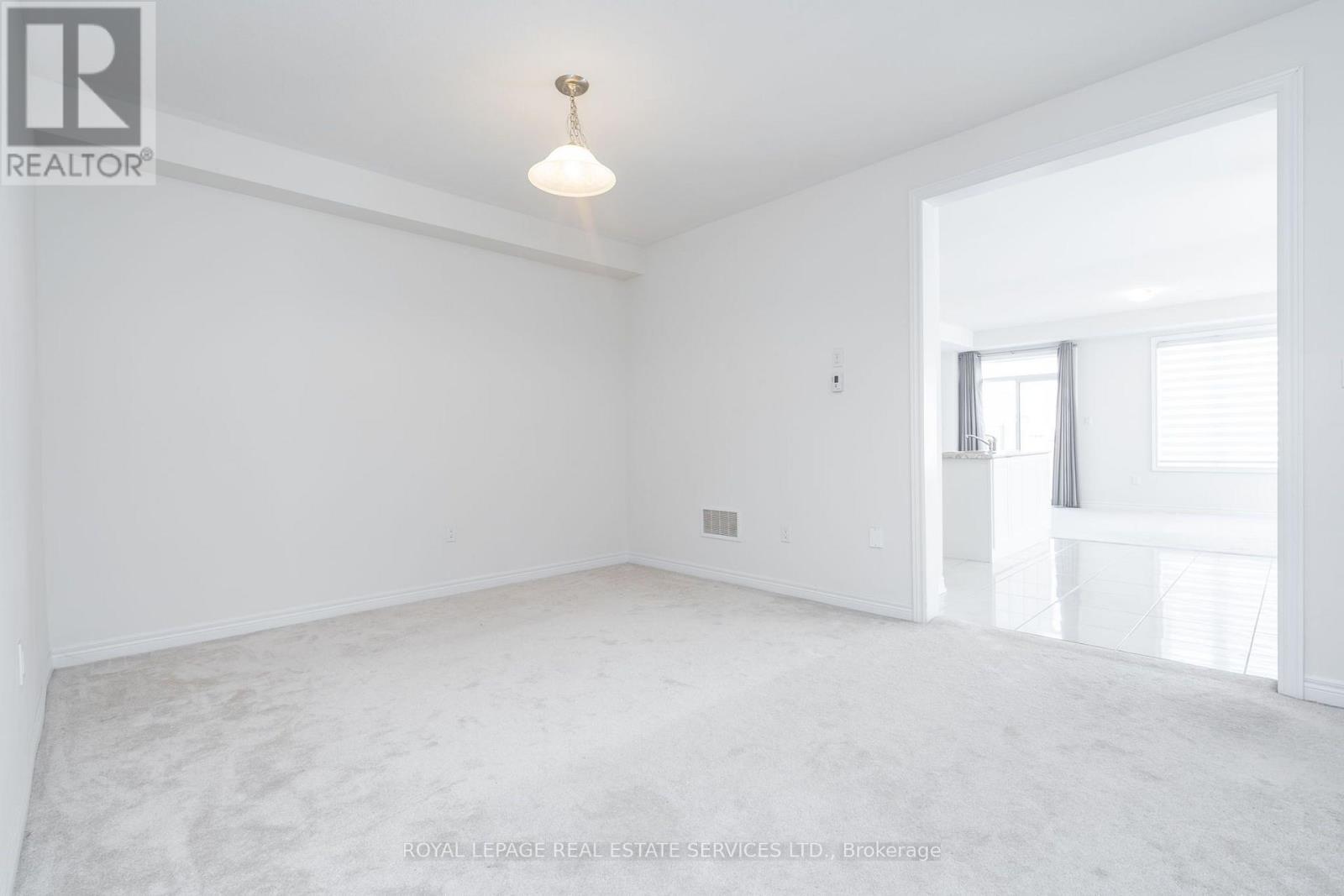 72 - 166 Deerpath Drive, Guelph, ON - Indoor Photo Showing Other Room