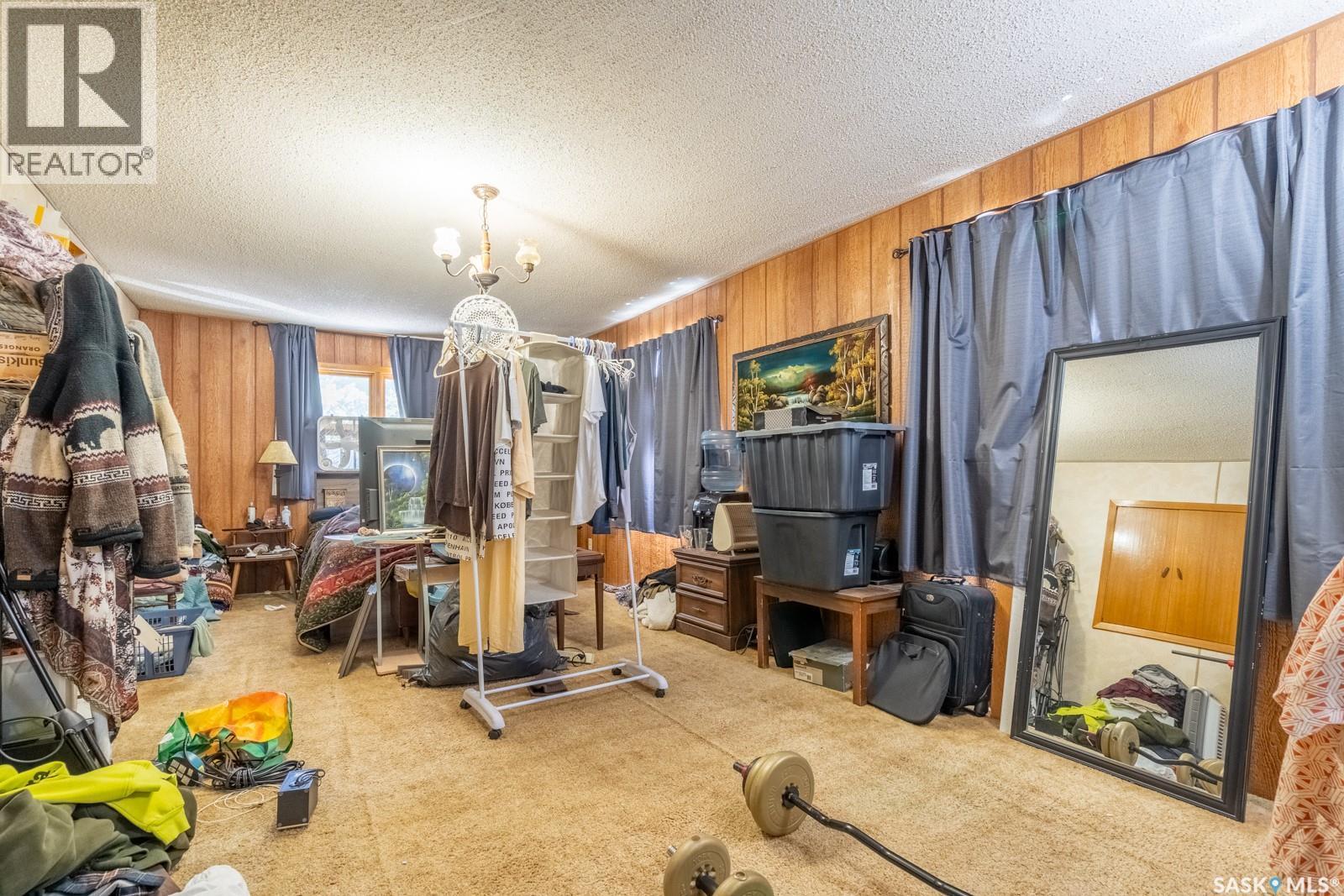 60 Dunning Crescent, Regina, SK - Indoor Photo Showing Gym Room