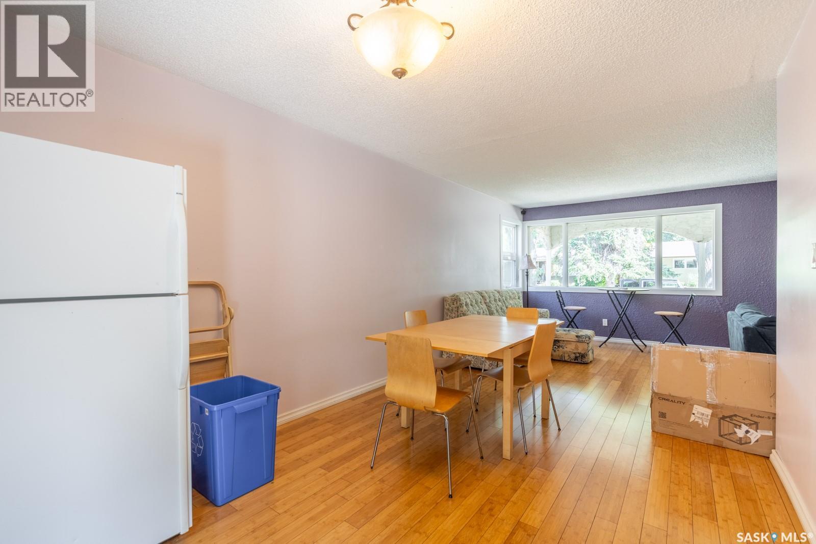 60 Dunning Crescent, Regina, SK - Indoor Photo Showing Dining Room