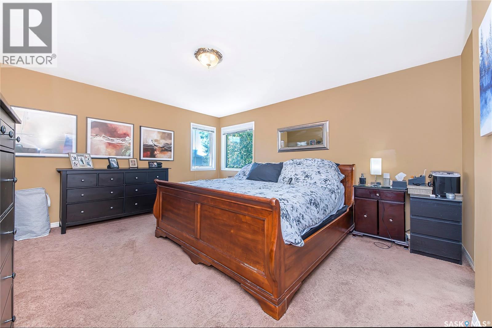114 Mcfarland Place, Saskatoon, SK - Indoor Photo Showing Bedroom