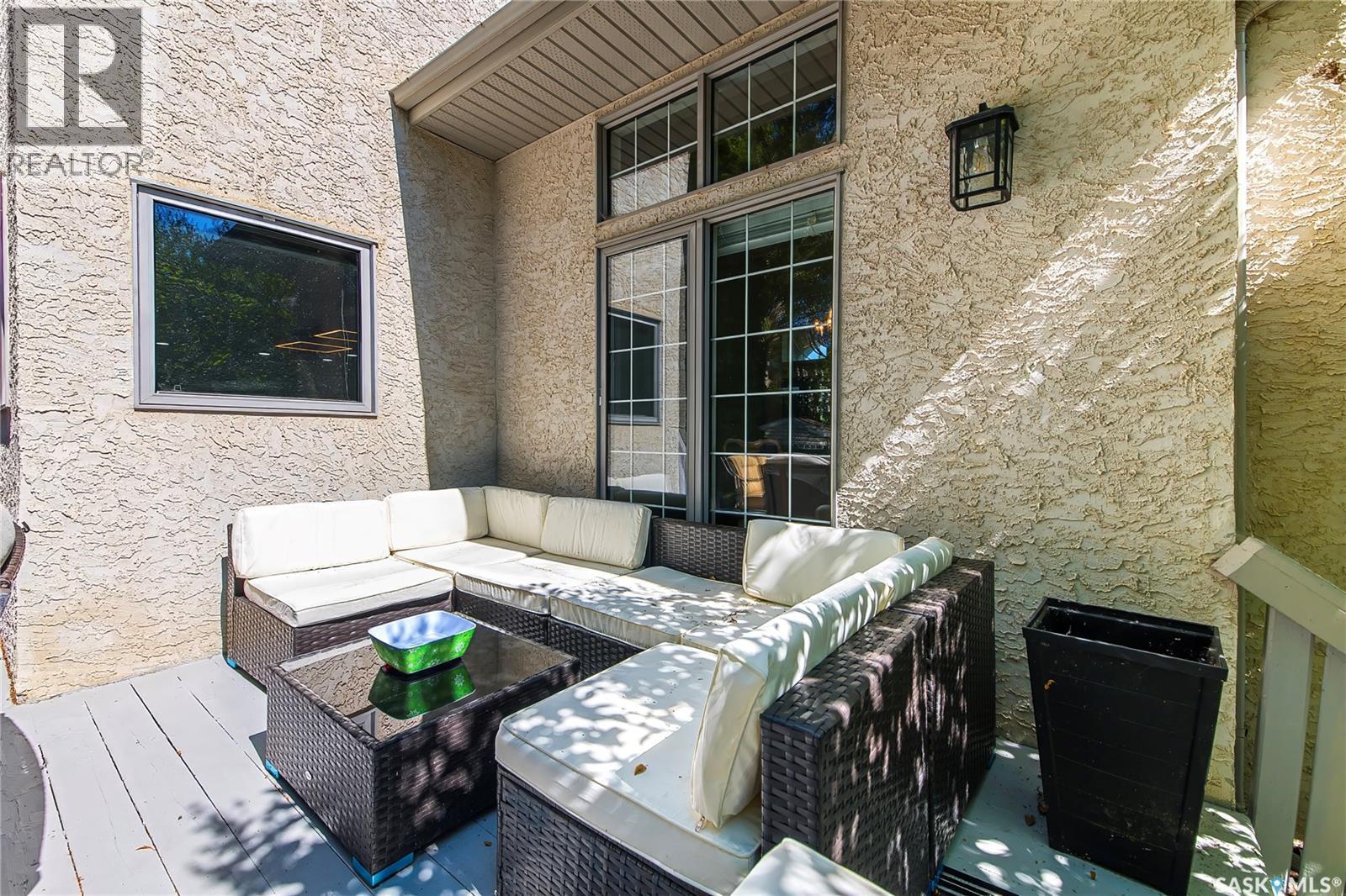 114 Mcfarland Place, Saskatoon, SK - Outdoor With Deck Patio Veranda With Exterior