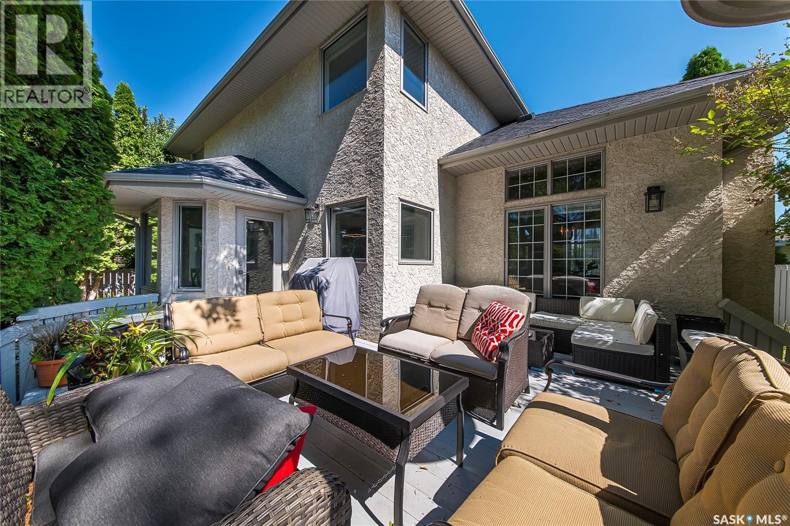 114 Mcfarland Place, Saskatoon, SK - Outdoor With Deck Patio Veranda