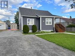 13 OAK STREET Kapuskasing, ON P5N 2A1