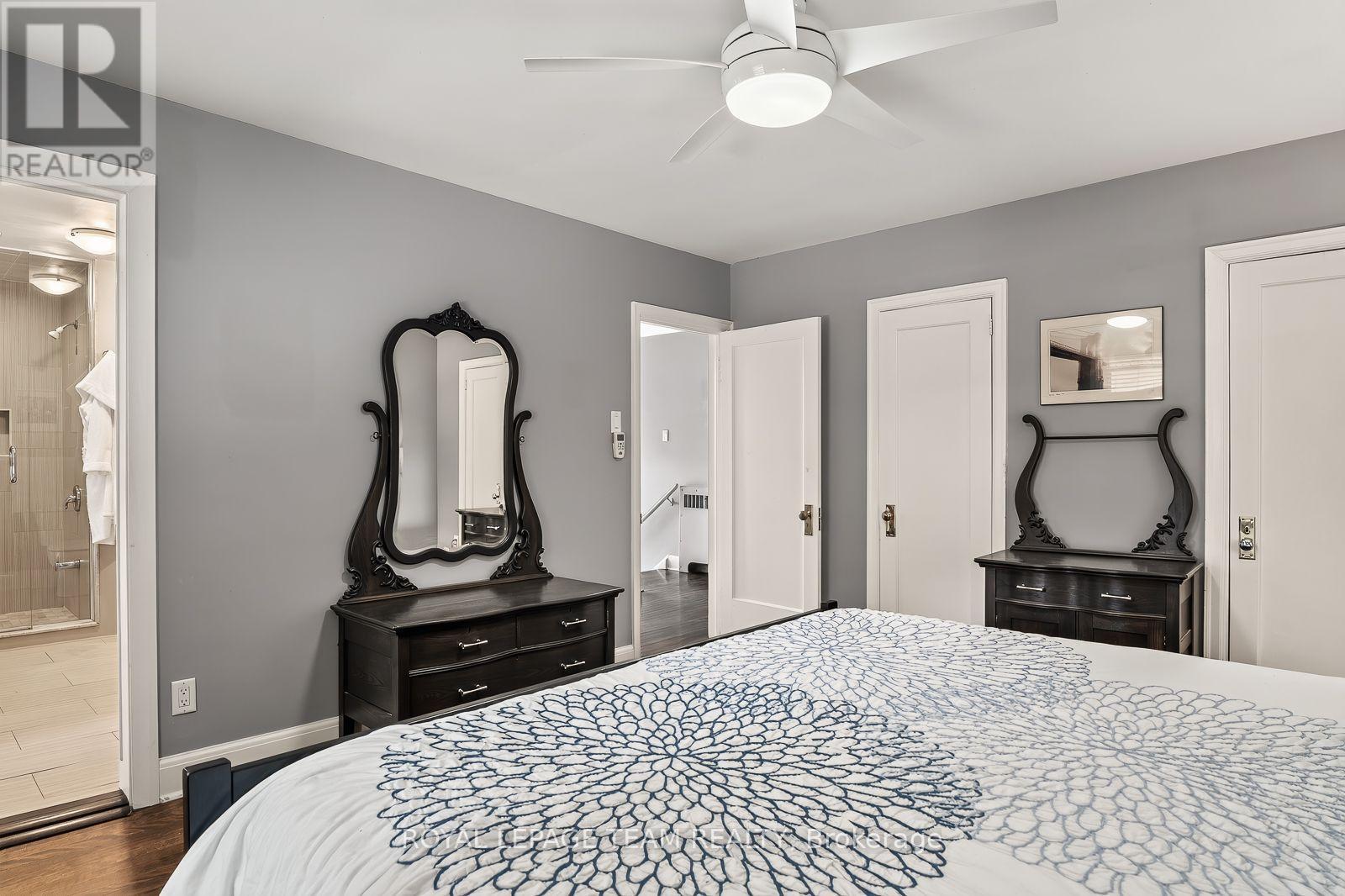 111 Ivy Crescent, Ottawa, ON - Indoor Photo Showing Bedroom