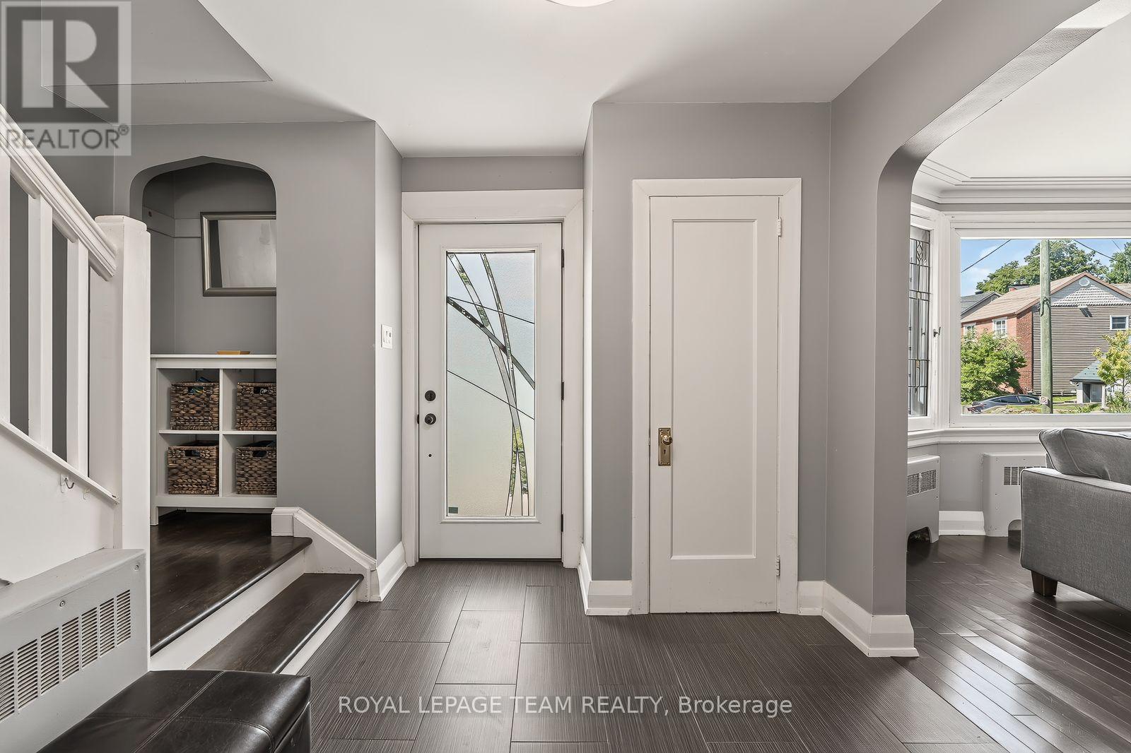 111 Ivy Crescent, Ottawa, ON - Indoor Photo Showing Other Room