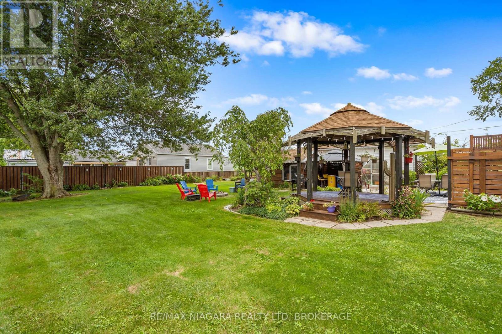 1470 Killaly Street E, Port Colborne (Sherkston), ON - Outdoor With Backyard