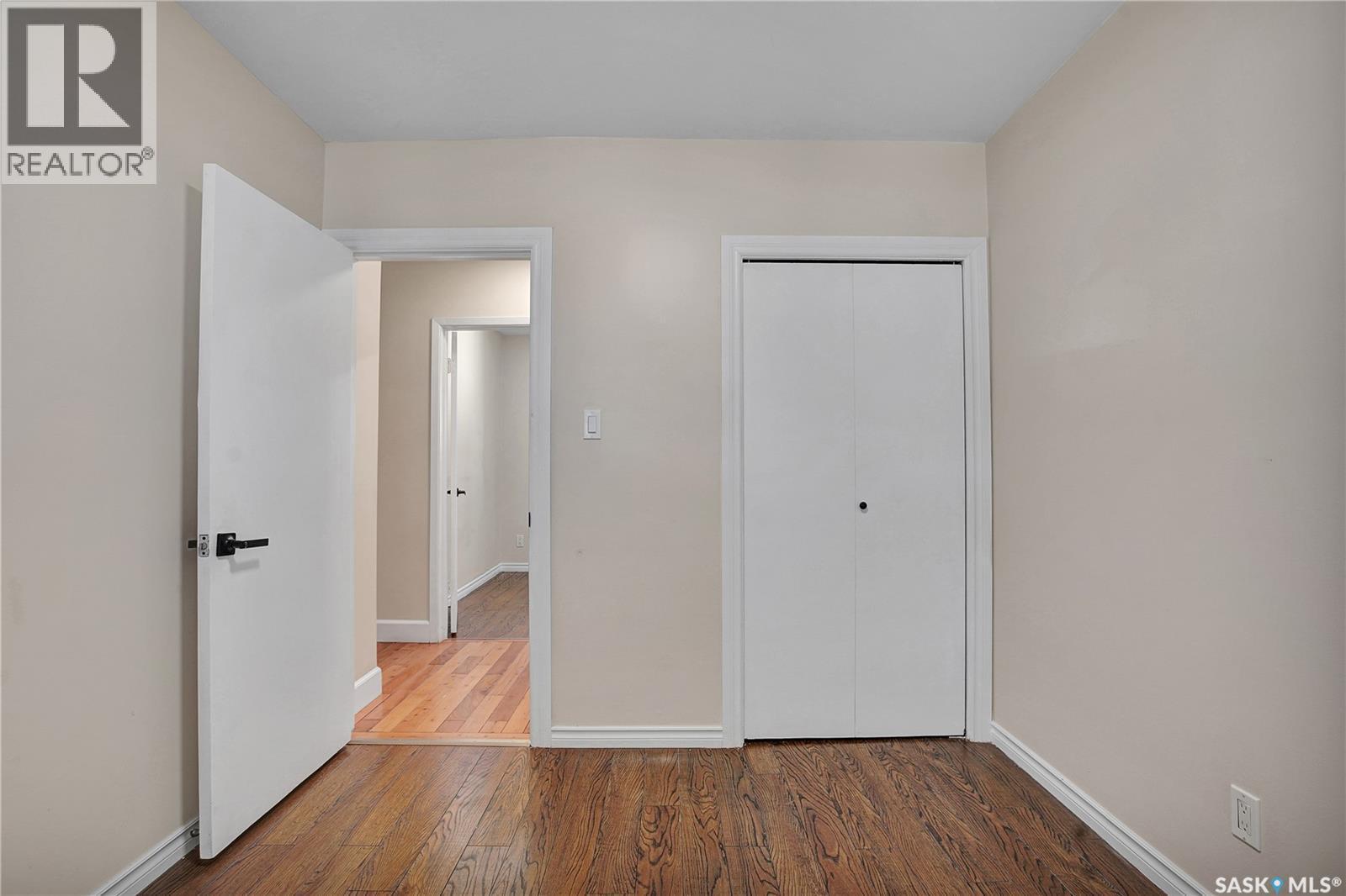 2406 Preston Avenue S, Saskatoon, SK - Indoor Photo Showing Other Room