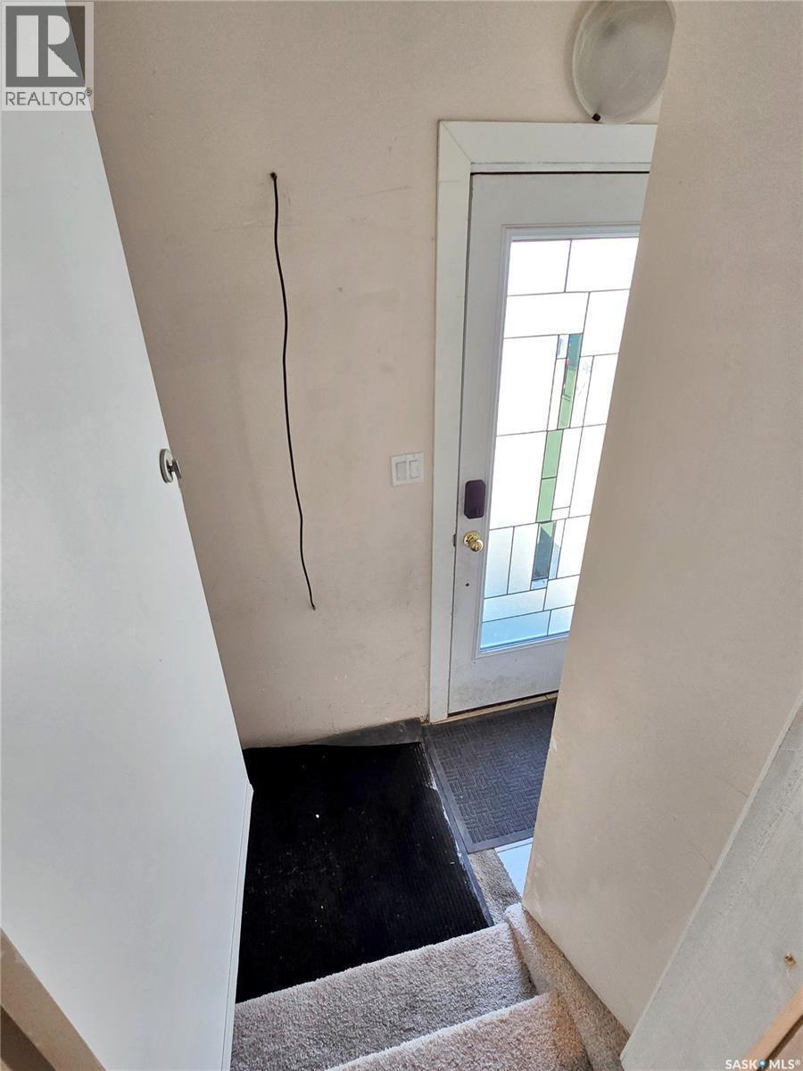 2406 Preston Avenue S, Saskatoon, SK - Indoor Photo Showing Other Room
