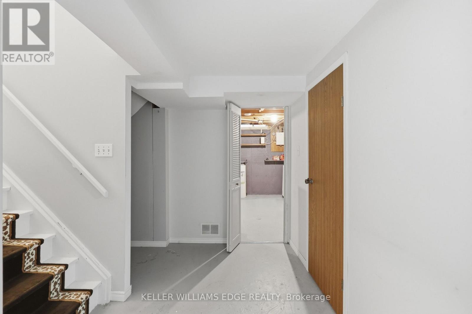 25 Flint Drive, Kitchener, ON - Indoor Photo Showing Other Room