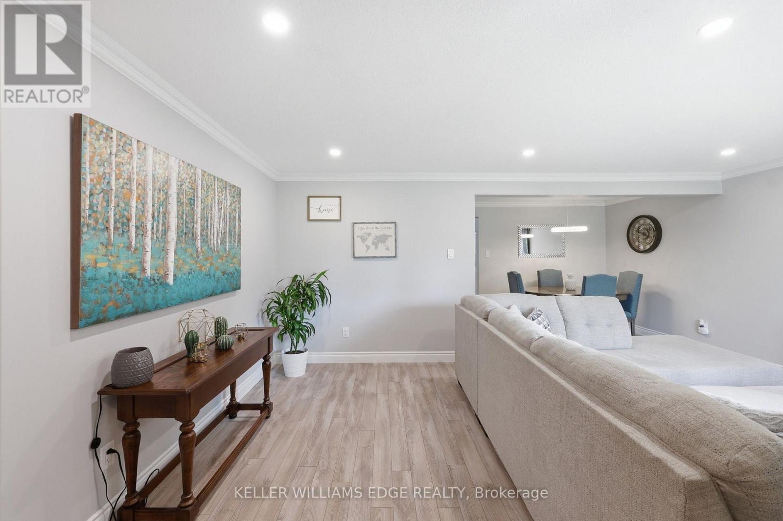 25 Flint Drive, Kitchener, ON - Indoor