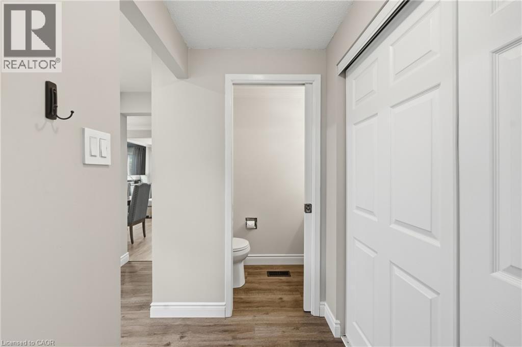 25 Flint Drive, Kitchener, ON - Indoor Photo Showing Other Room