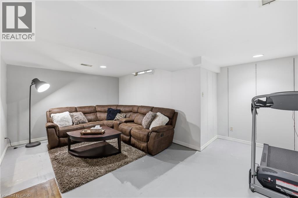 25 Flint Drive, Kitchener, ON - Indoor