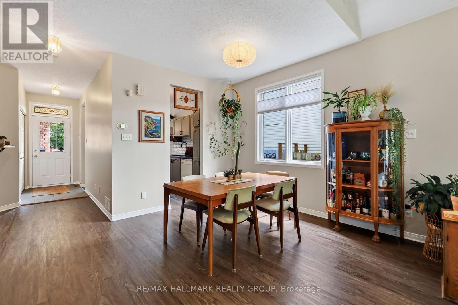 95 College Circle, Ottawa, ON - Indoor