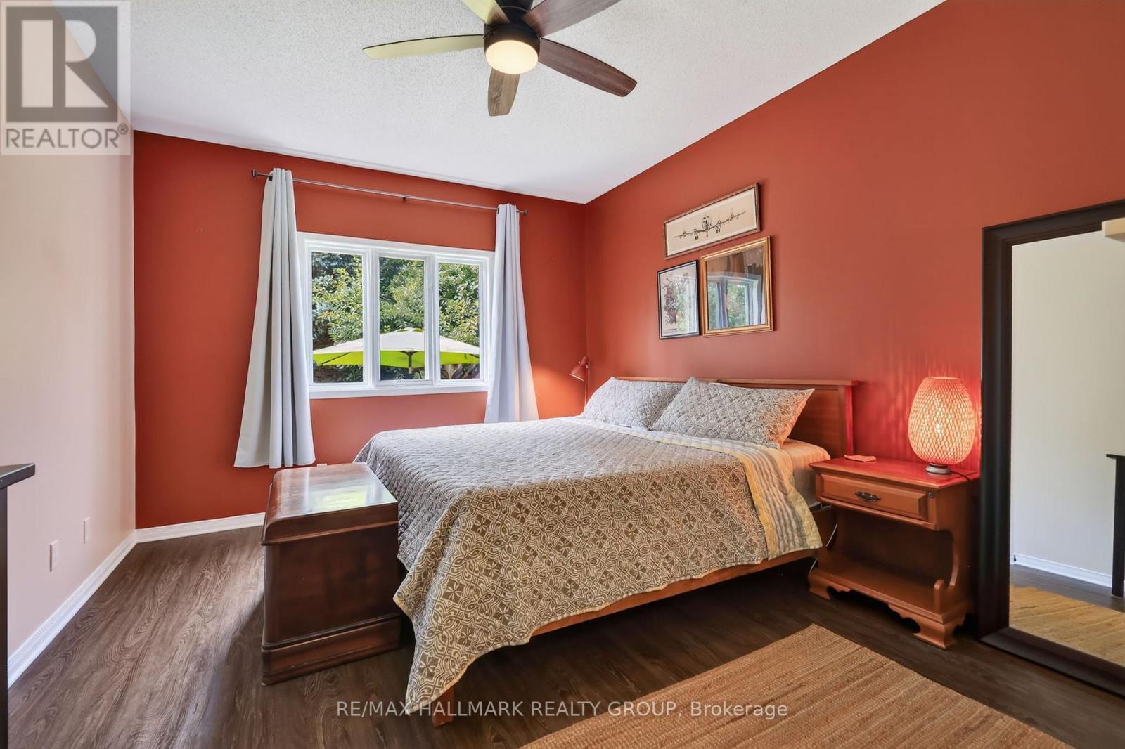 95 College Circle, Ottawa, ON - Indoor Photo Showing Bedroom