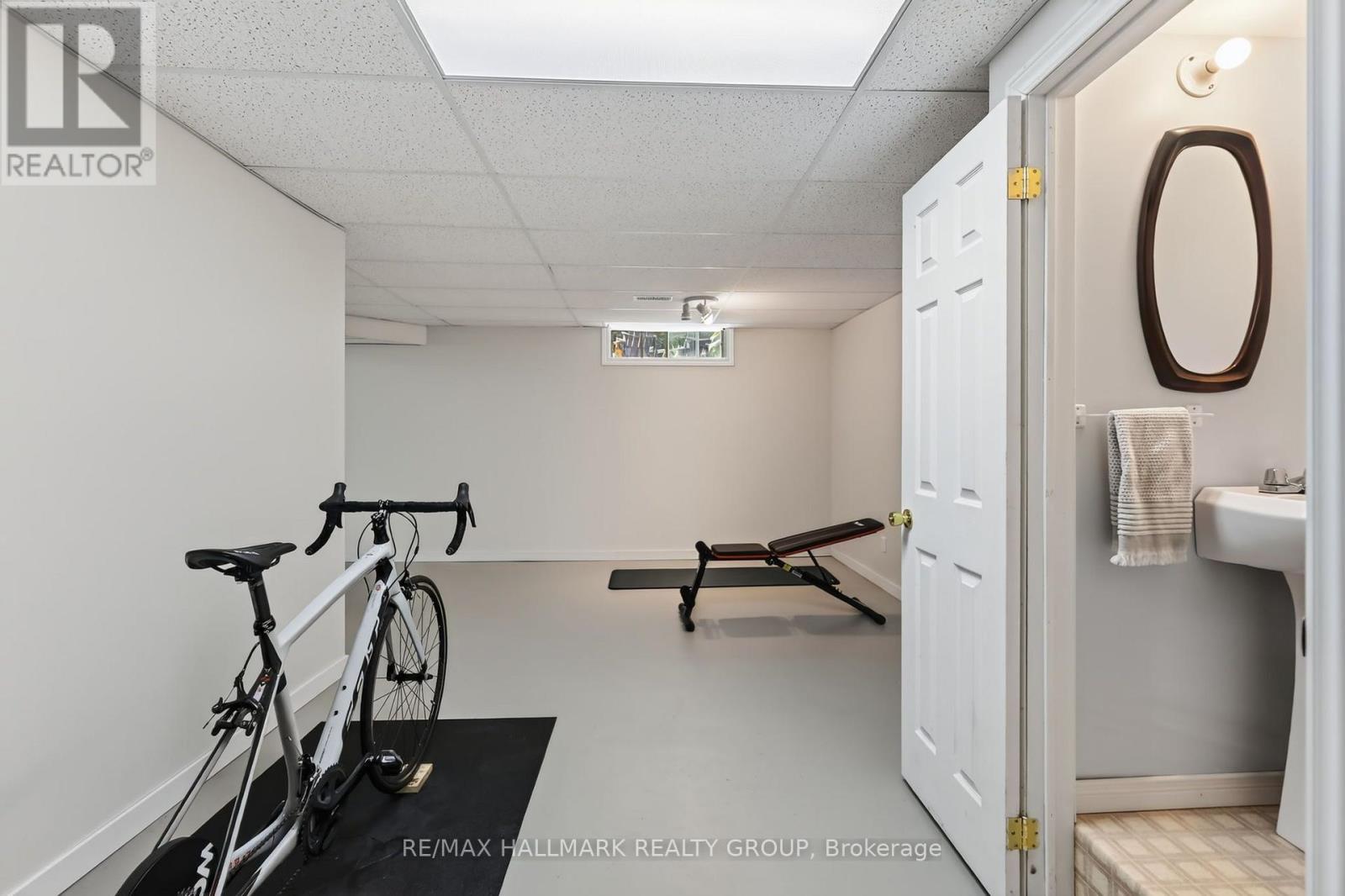 95 College Circle, Ottawa, ON - Indoor