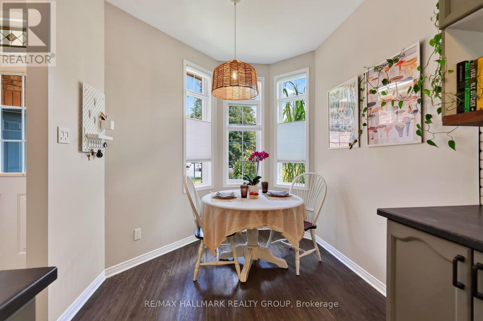 95 College Circle, Ottawa, ON - Indoor Photo Showing Dining Room