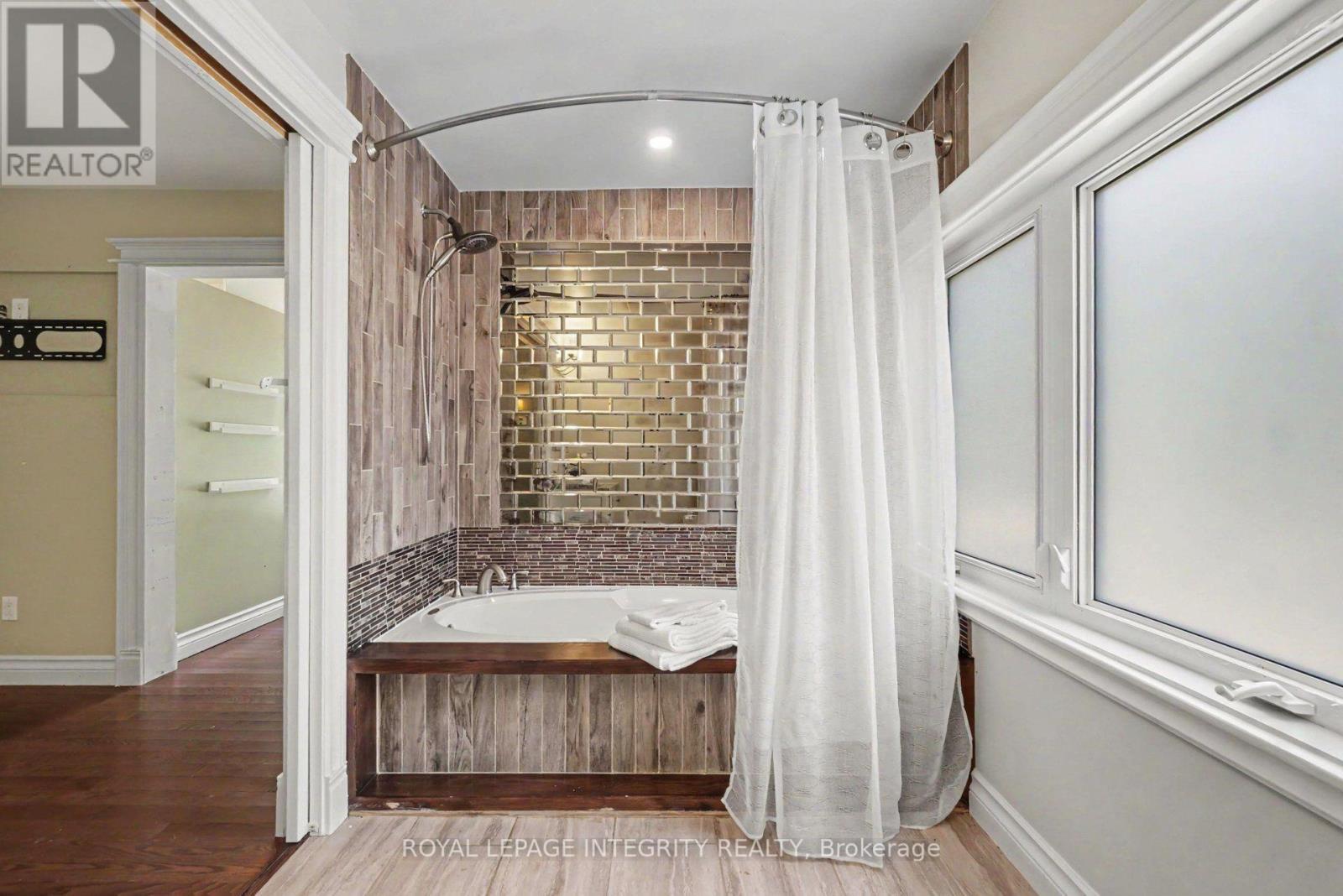 357 Bayview Drive, Ottawa, ON - Indoor Photo Showing Other Room