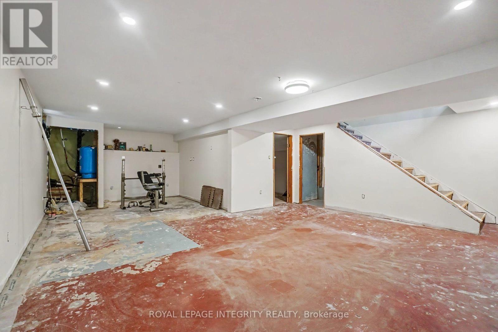 357 Bayview Drive, Ottawa, ON - Indoor
