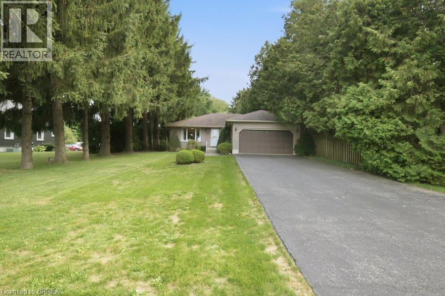 70 Thirteenth Street W, Simcoe, ON - Outdoor