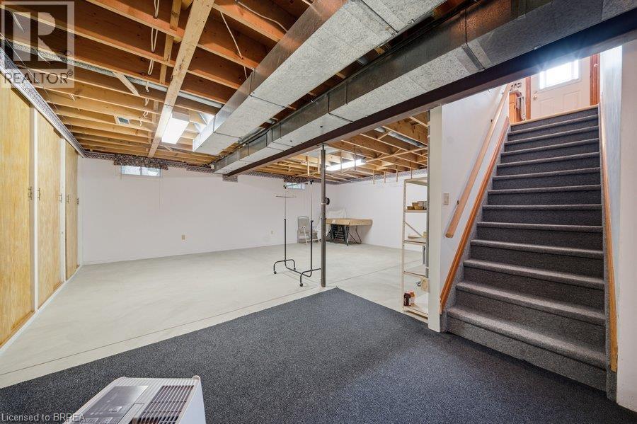 70 Thirteenth Street W, Simcoe, ON - Indoor Photo Showing Basement