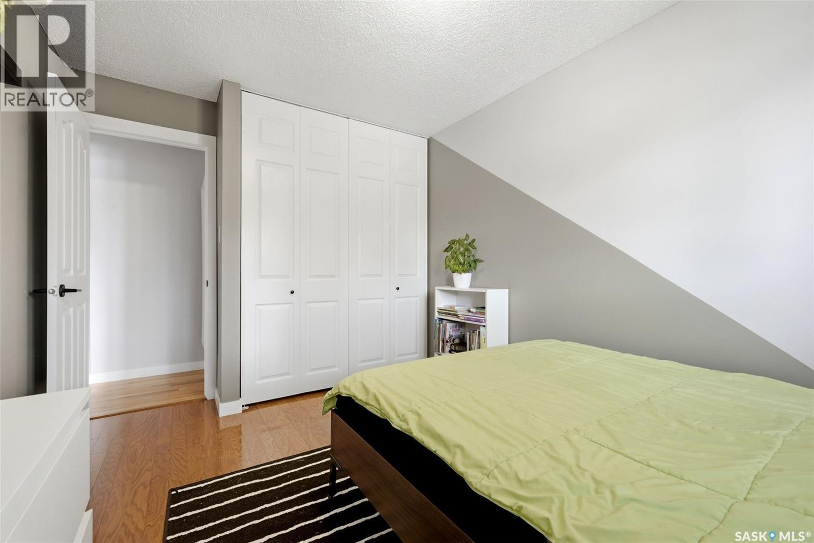 7310 Cribbs Bay, Regina, SK - Indoor Photo Showing Bedroom