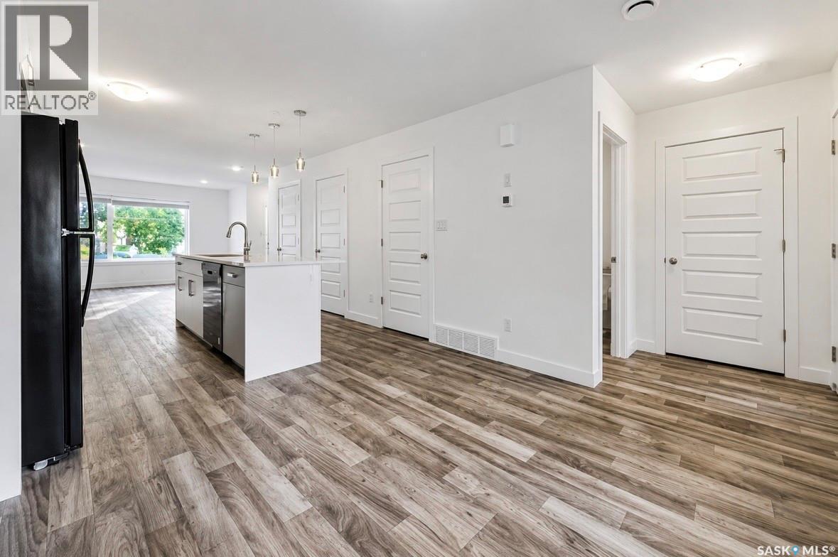 2464 Francis Street, Regina, SK - Indoor
