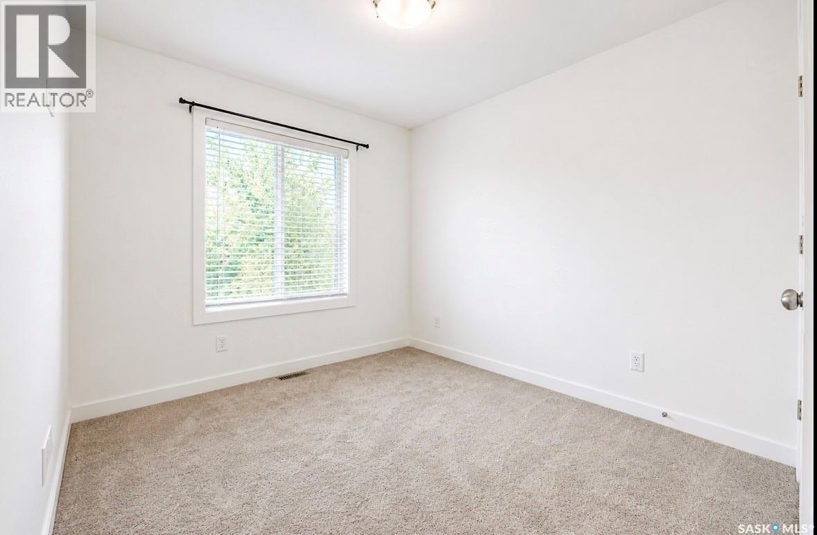 2464 Francis Street, Regina, SK - Indoor Photo Showing Other Room