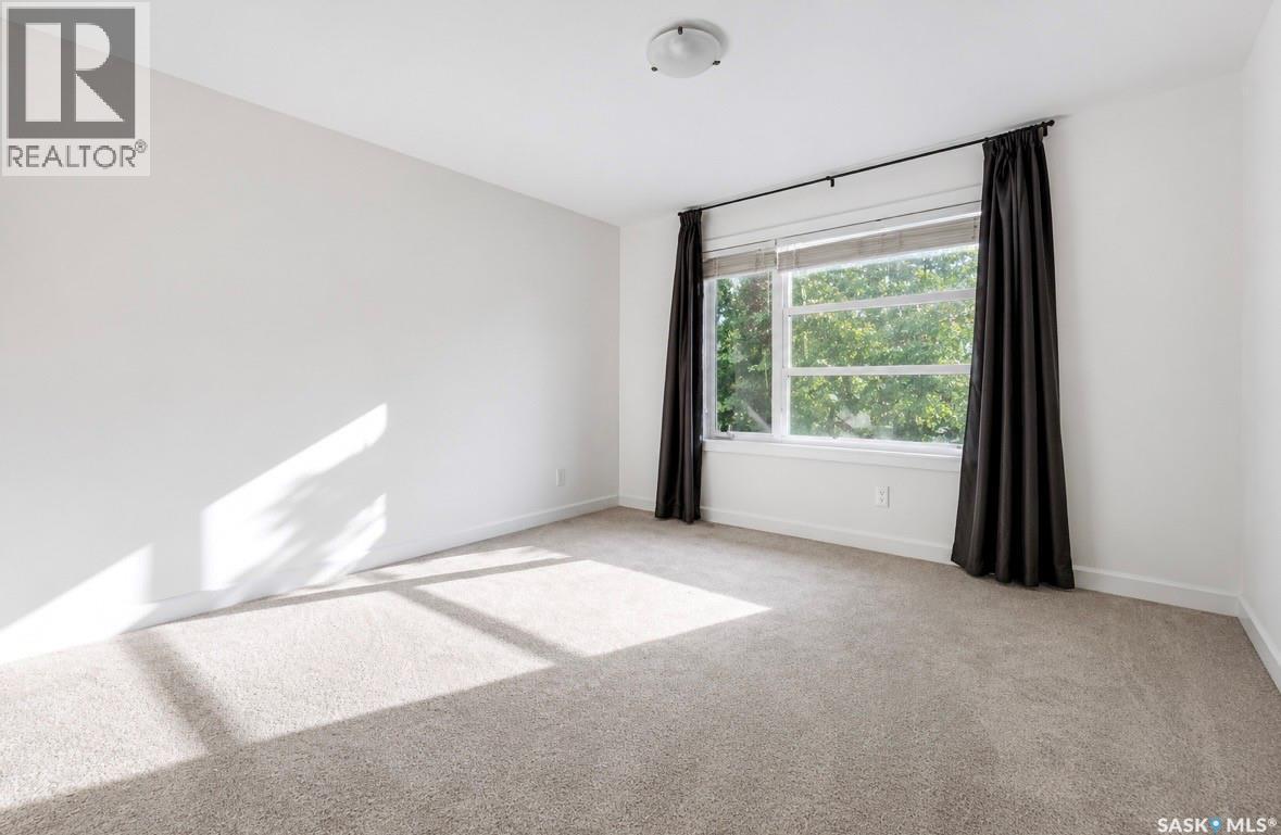2464 Francis Street, Regina, SK - Indoor Photo Showing Other Room