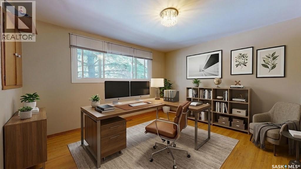 130 Cameron Crescent, Regina, SK - Indoor Photo Showing Office