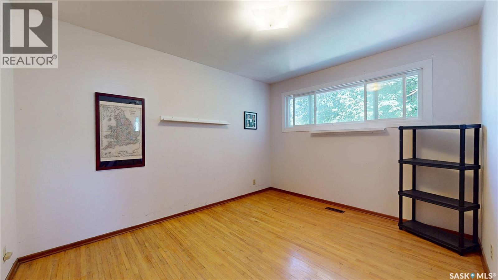 130 Cameron Crescent, Regina, SK - Indoor Photo Showing Other Room