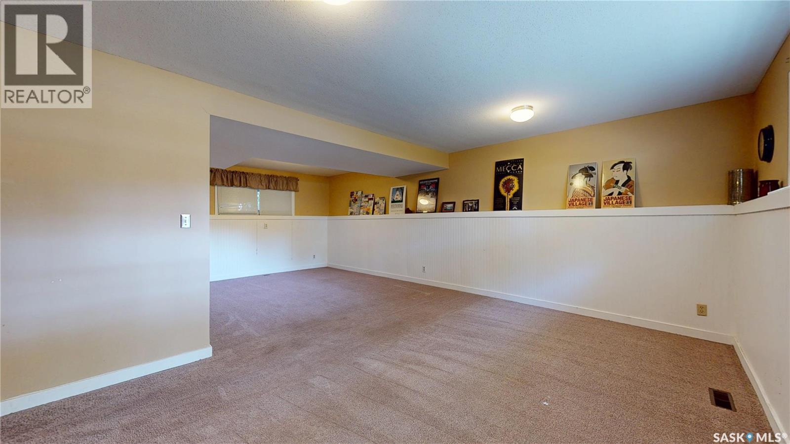 130 Cameron Crescent, Regina, SK - Indoor Photo Showing Other Room