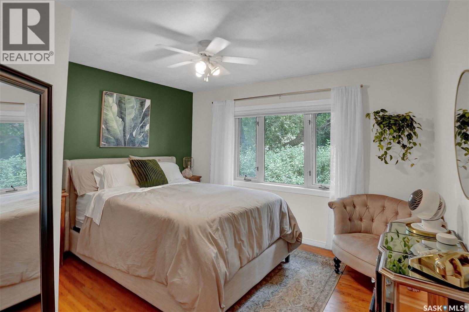 2807 Fleury Street, Regina, SK - Indoor Photo Showing Bedroom