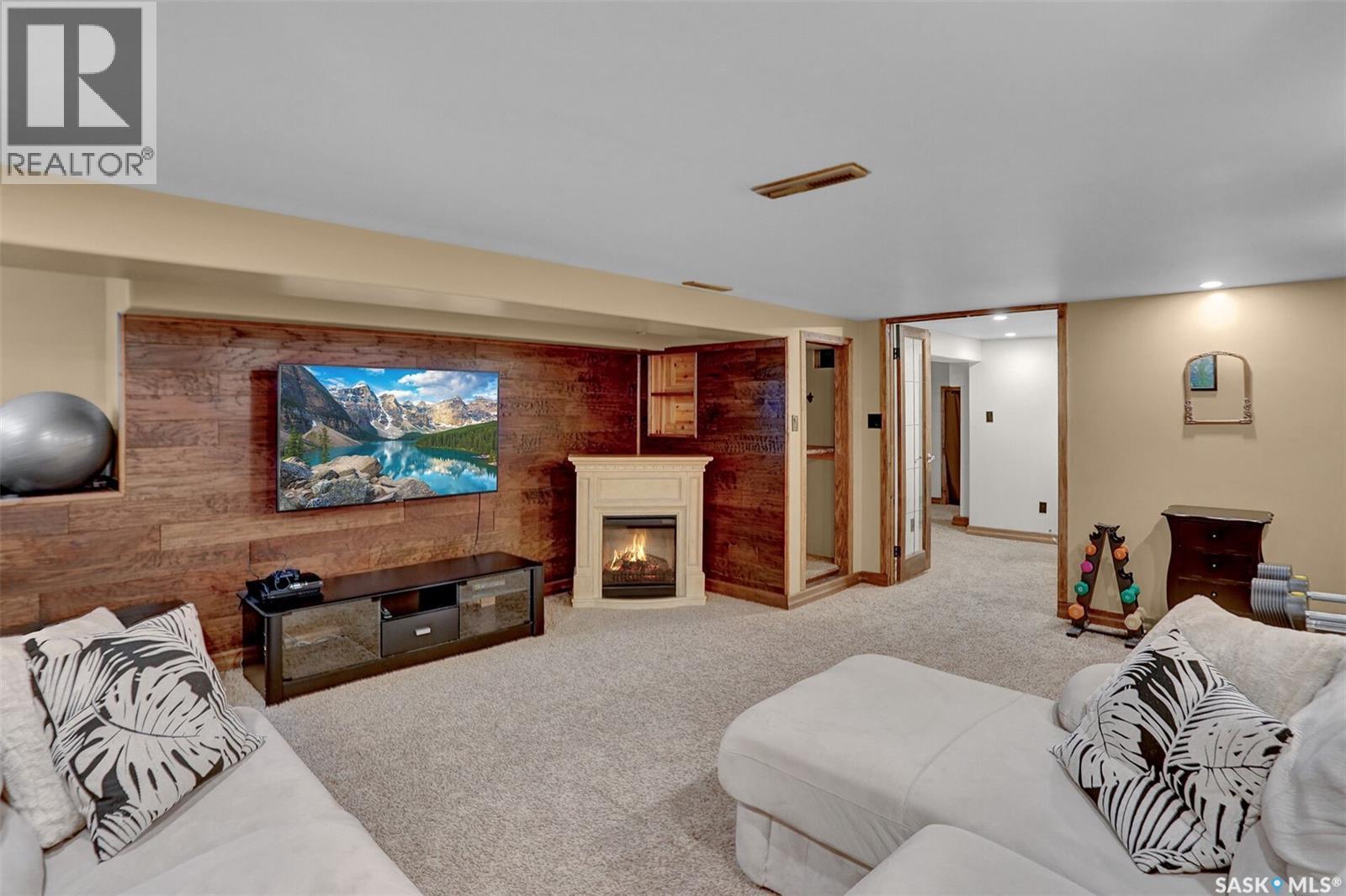 2807 Fleury Street, Regina, SK - Indoor With Fireplace