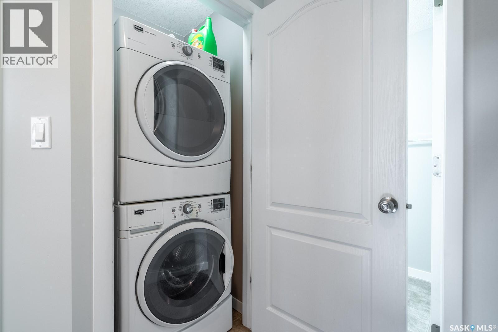 113 1210 Empress Street, Regina, SK - Indoor Photo Showing Laundry Room
