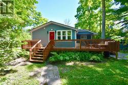 39 DOMAR ROAD Tiny, ON L0L 2J0