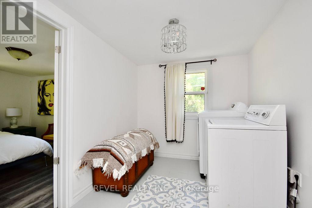 39 Domar Road, Tiny, ON - Indoor