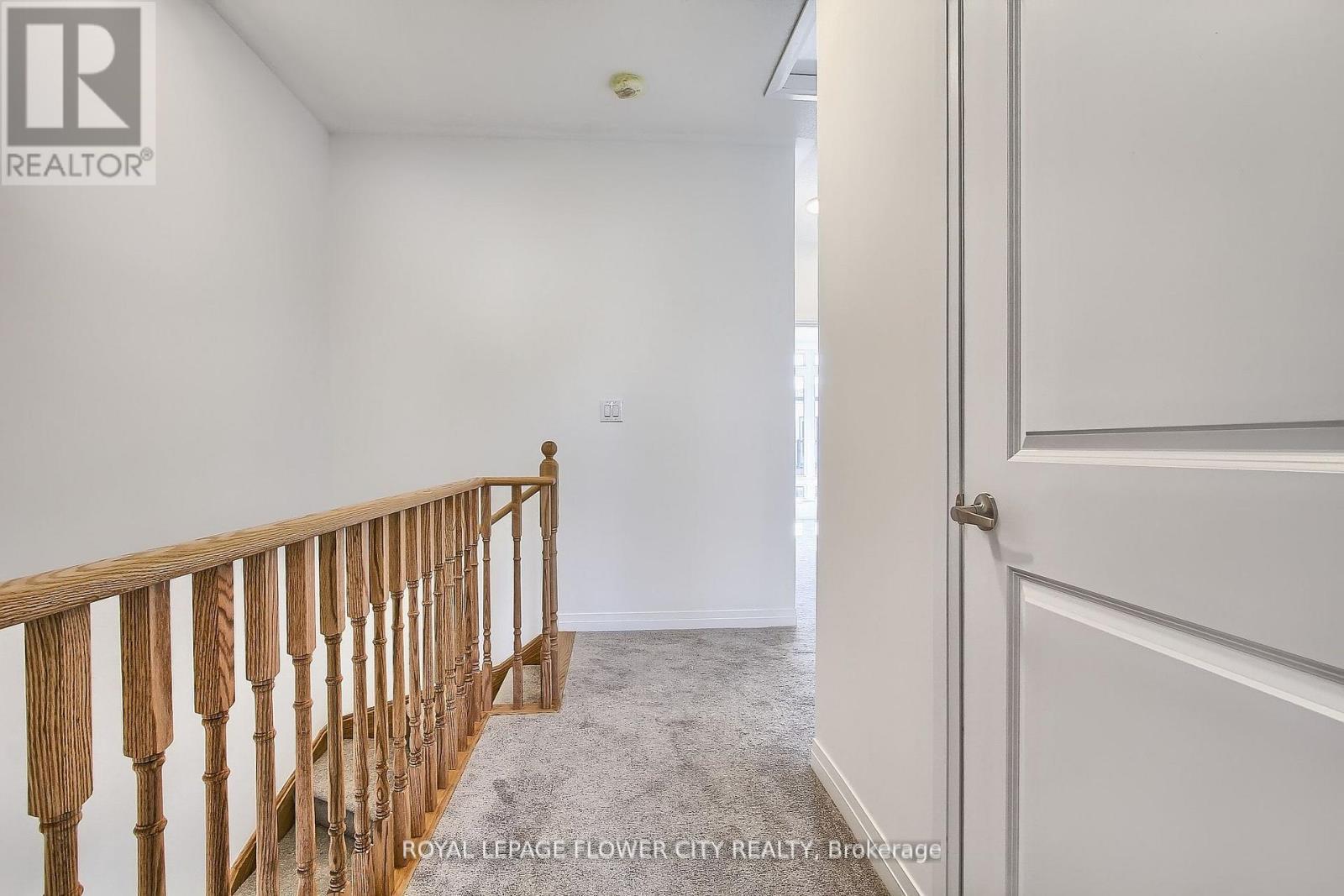 69 Sidney Rose Common, St. Catharines, ON - Indoor Photo Showing Other Room