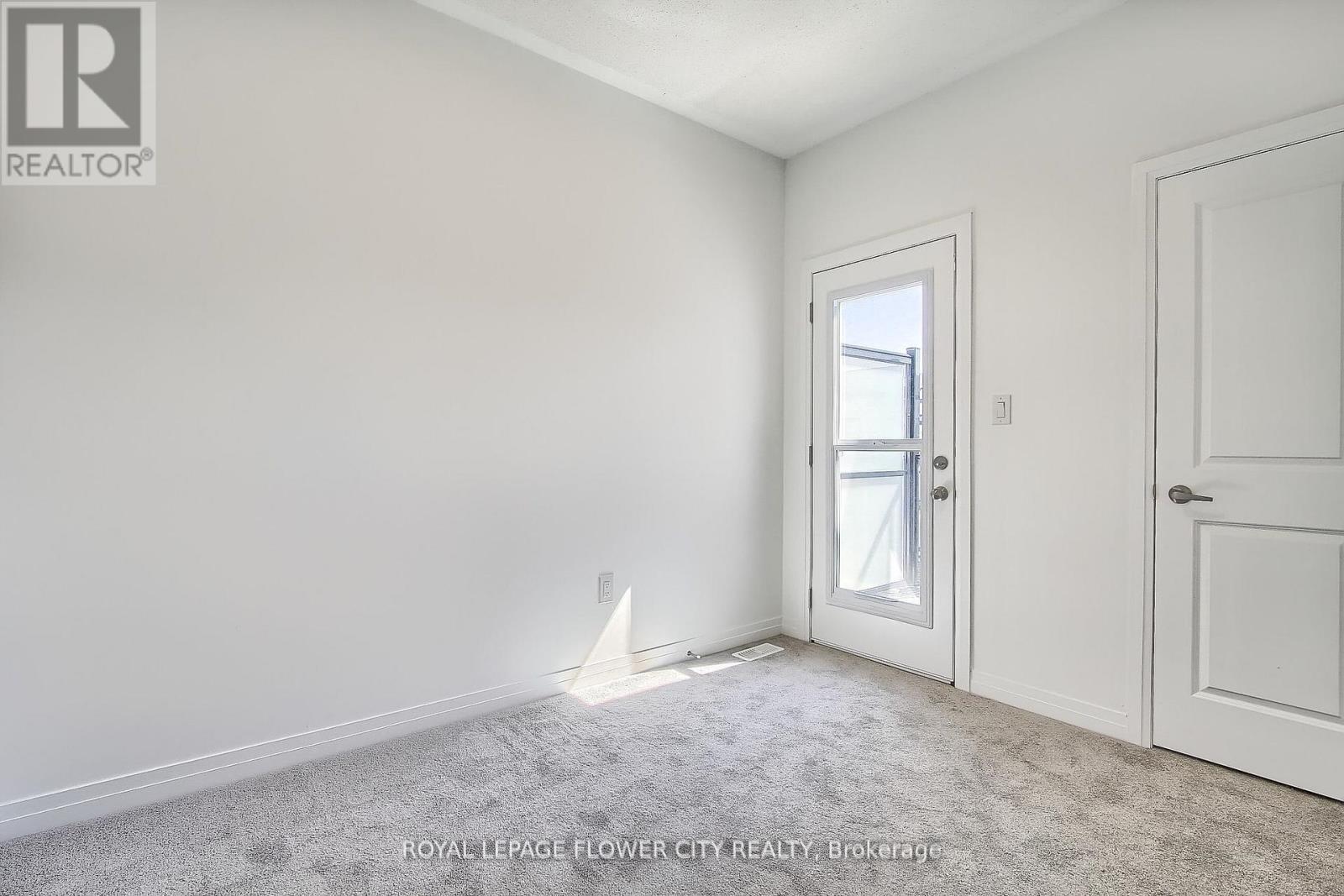 69 Sidney Rose Common, St. Catharines, ON - Indoor Photo Showing Other Room