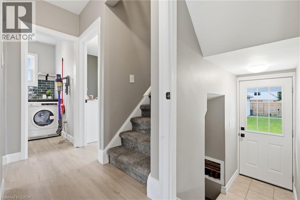 20 Hillview Street, Kitchener, ON