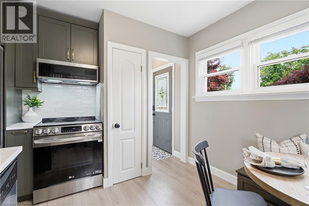 20 Hillview Street, Kitchener, ON