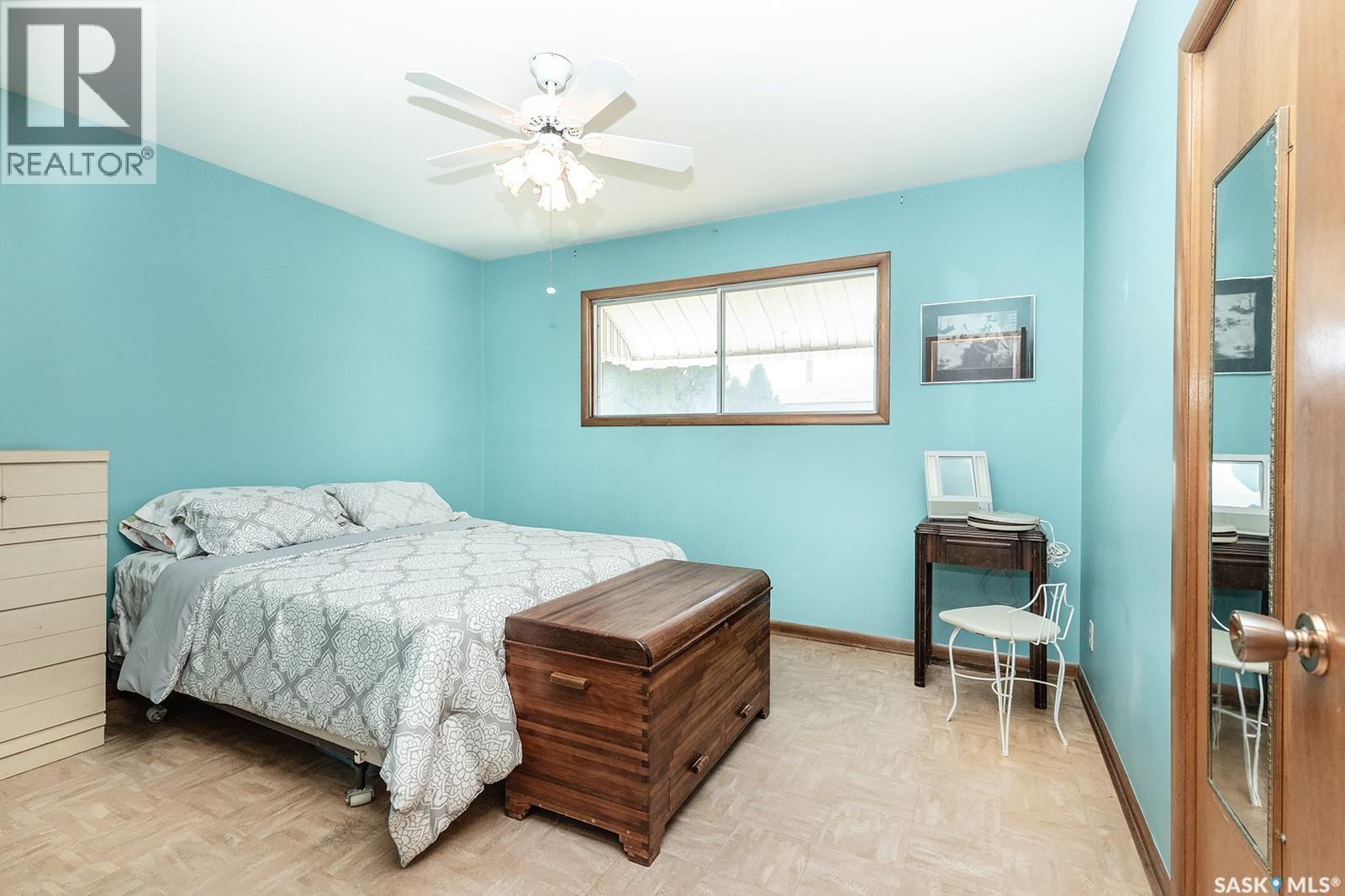 1706 Ruth Street E, Saskatoon, SK - Indoor Photo Showing Bedroom