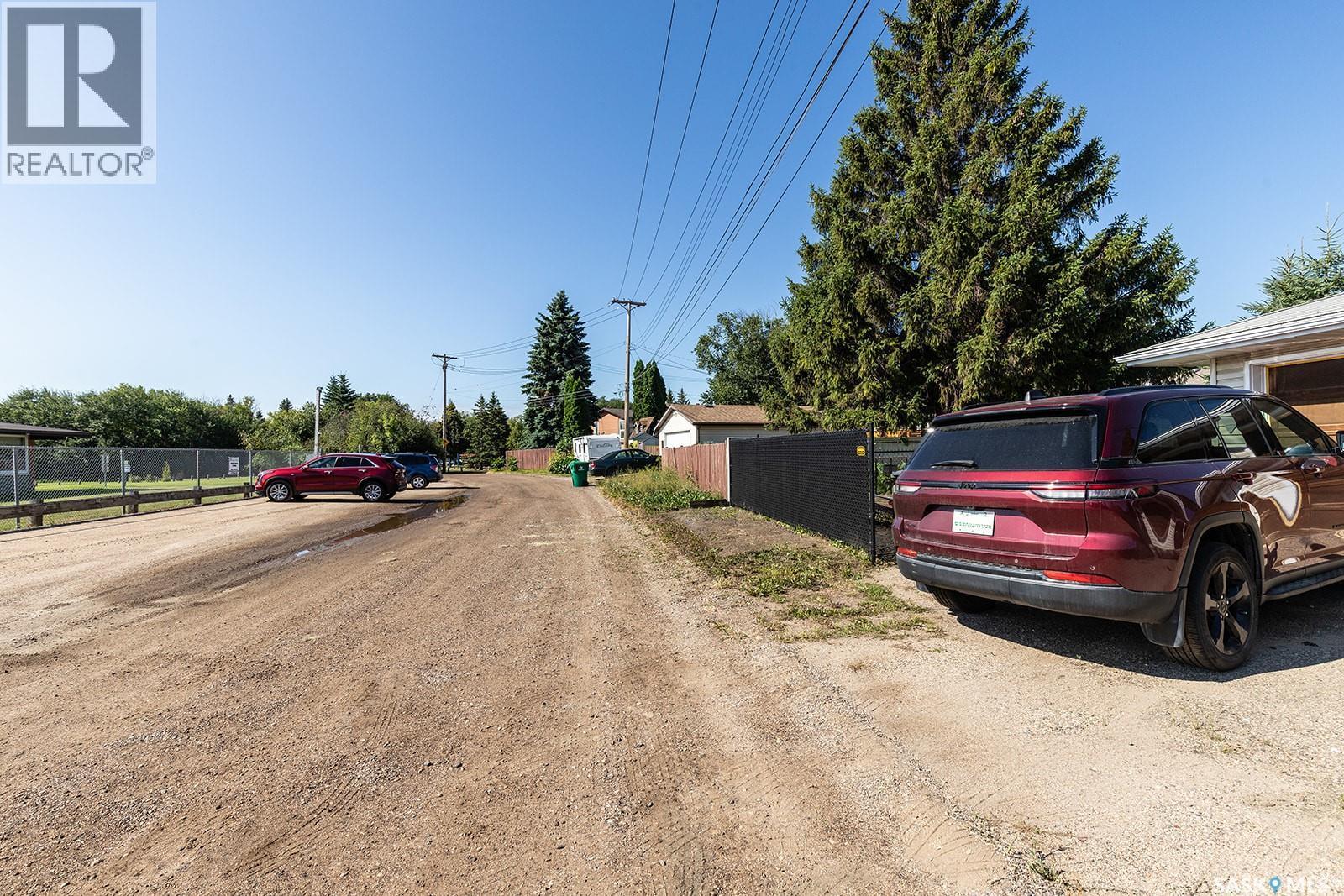 1706 Ruth Street E, Saskatoon, SK - Outdoor