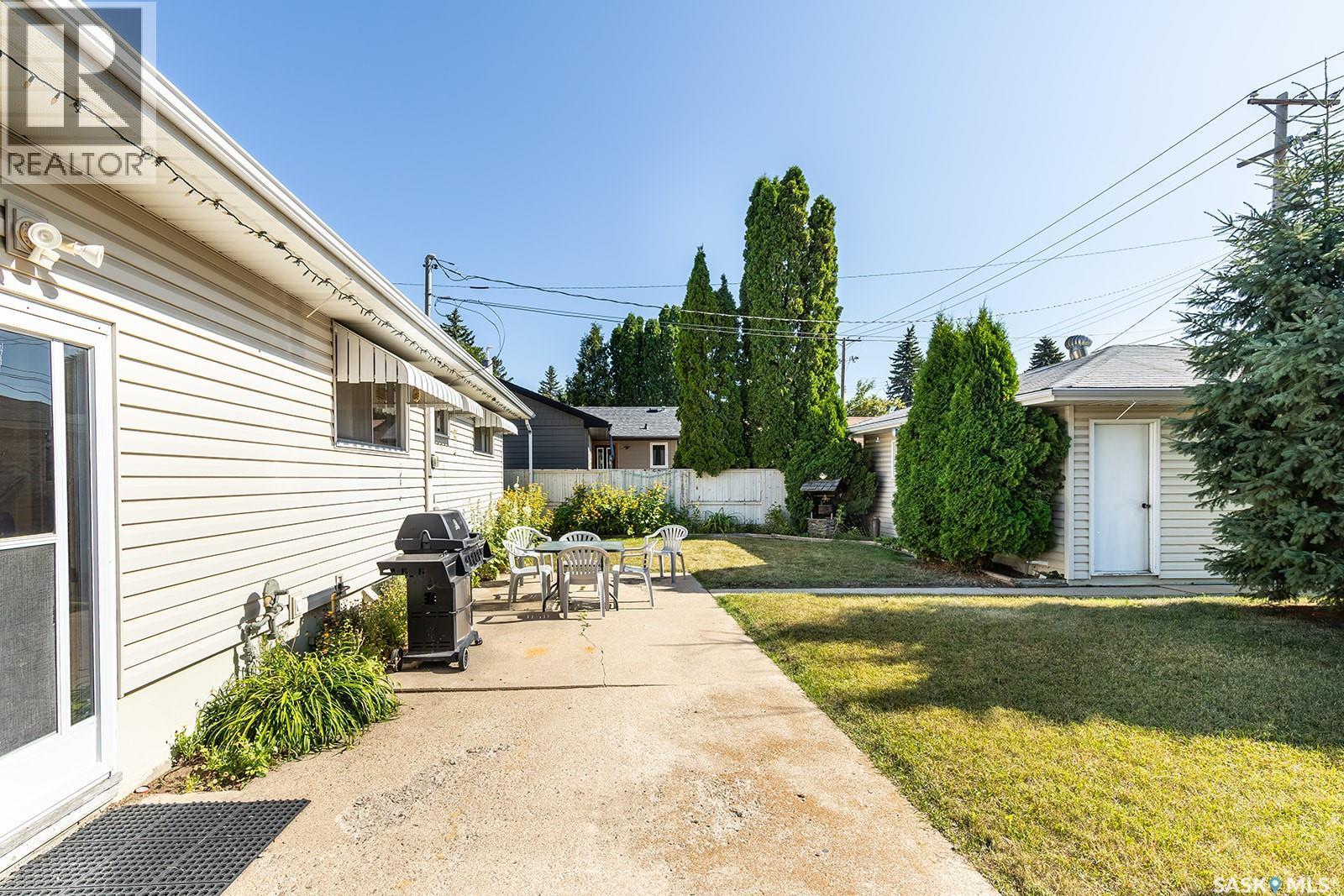 1706 Ruth Street E, Saskatoon, SK - Outdoor