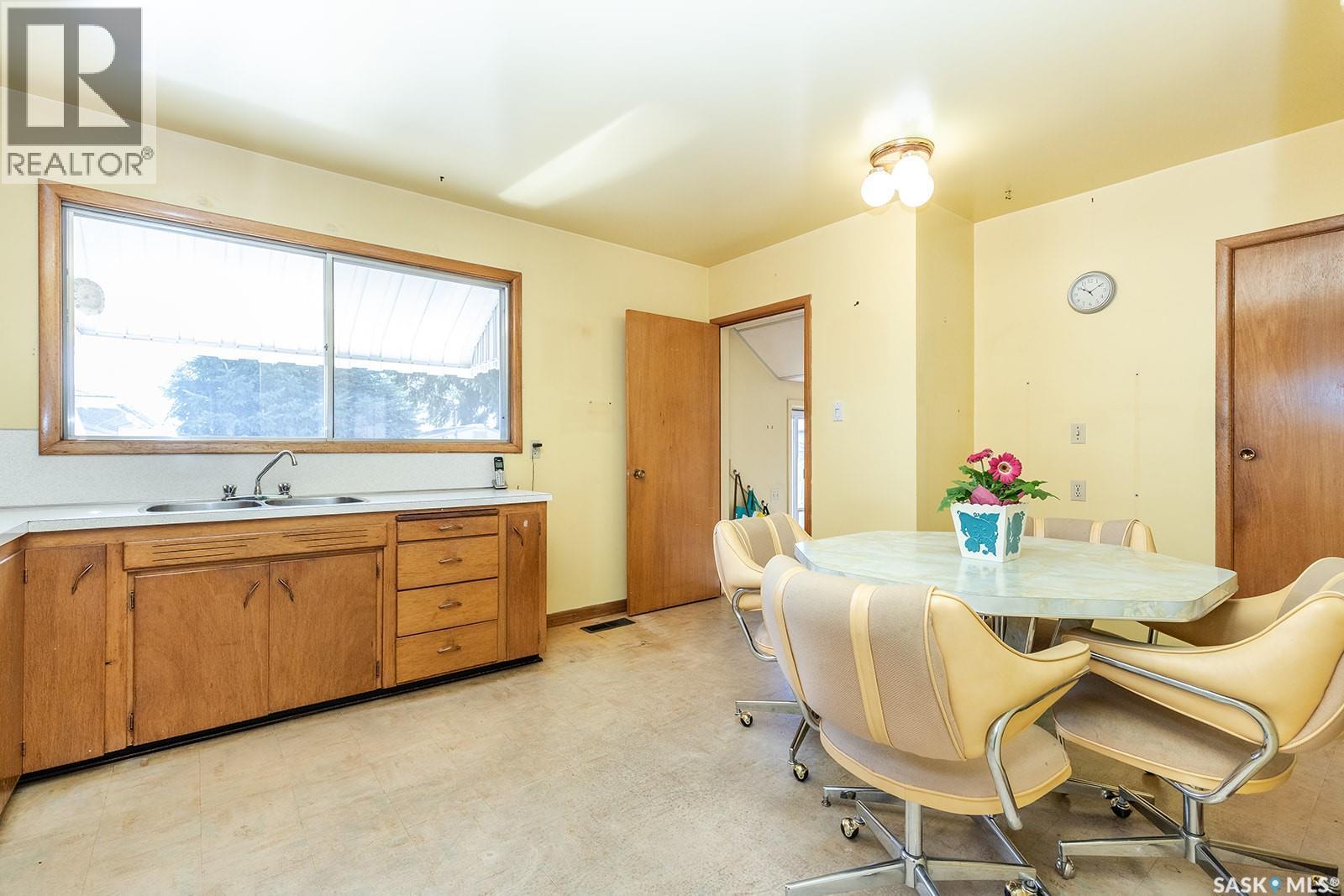 1706 Ruth Street E, Saskatoon, SK - Indoor Photo Showing Other Room